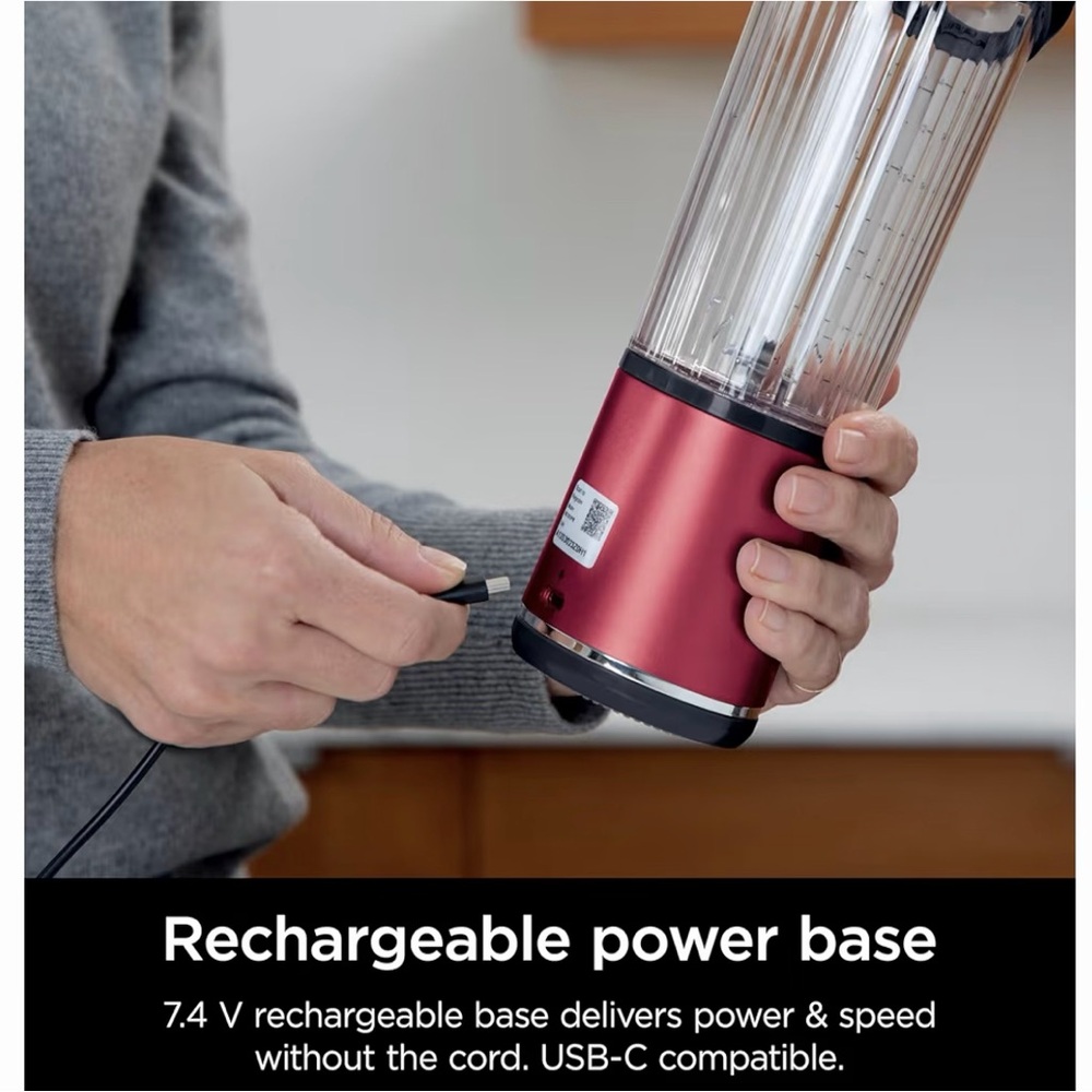 Ninja Blast Portable Blender in Vibrant Pink - Picture 8 of 8